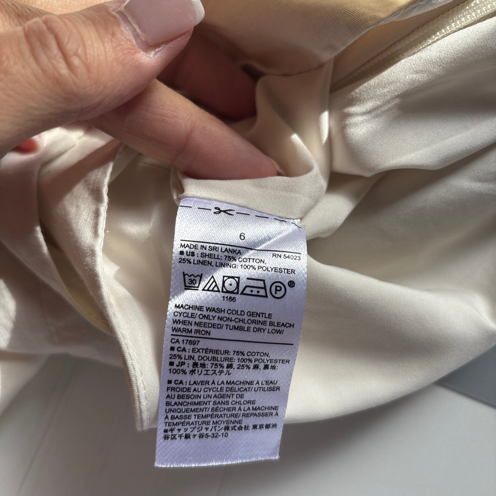 Banana Republic Beige Crop Jumpsuit - Size 6 - Picture 6 of 7